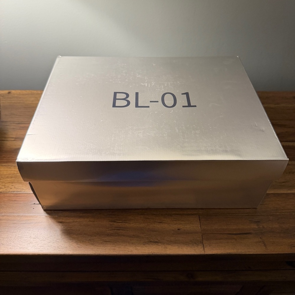 Yeezy BL-01 Sneaker
